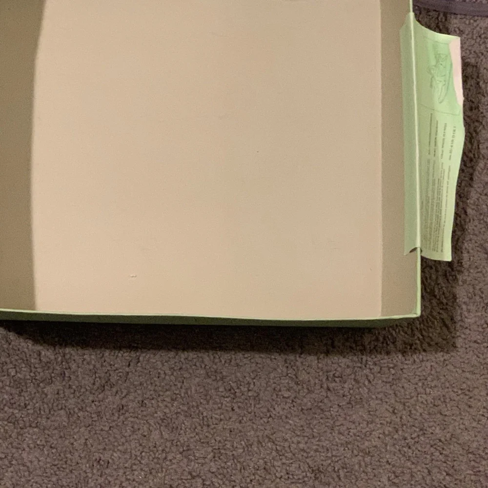 OFF-WHITE BOX 📦 JUST BOTTOM