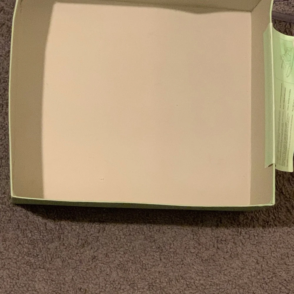 OFF-WHITE BOX 📦 JUST BOTTOM