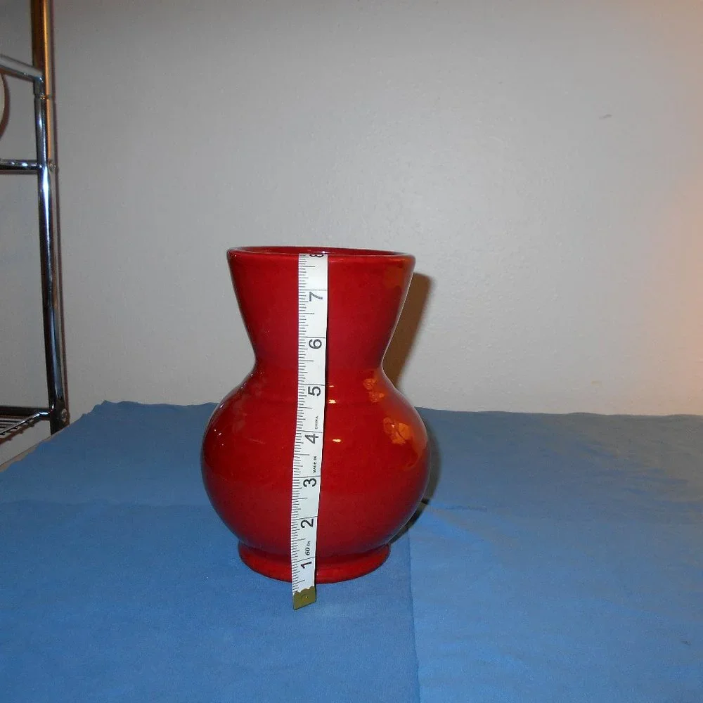 Crate and Barrel  -  Ceramic Vase Red Cerise - Pottery 8