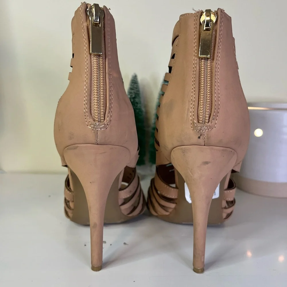 Ann Michell gently worn