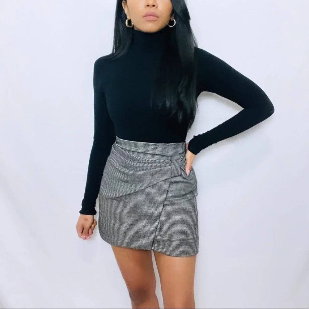 Club Monaco beautiful black