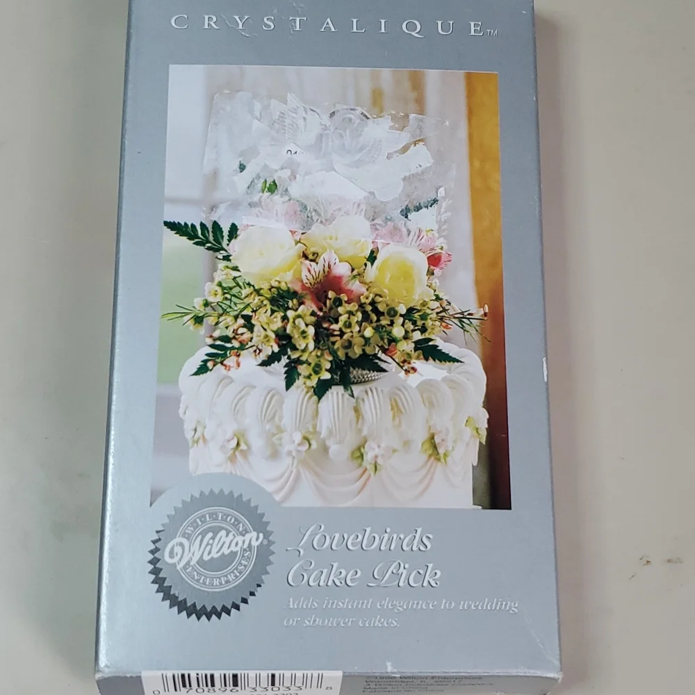 Wilton wedding cake