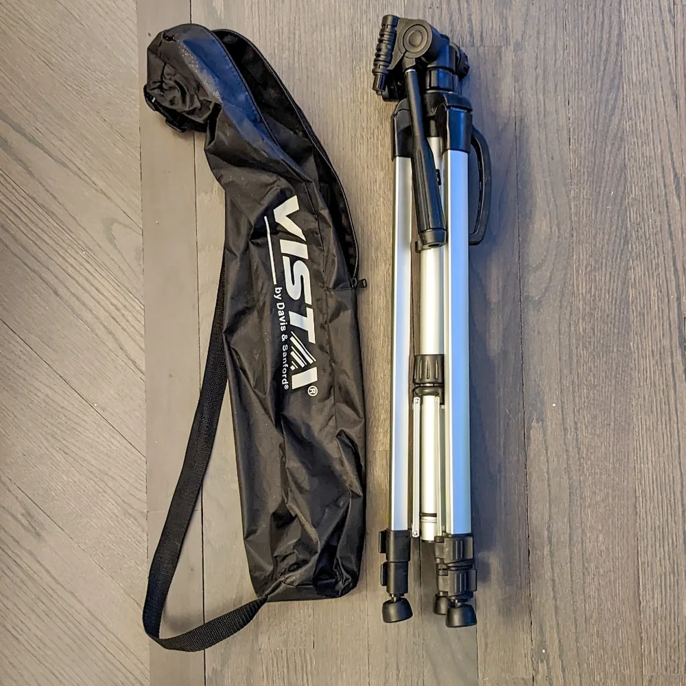 Vista Explorer 60” Tripod with Tripod Bag