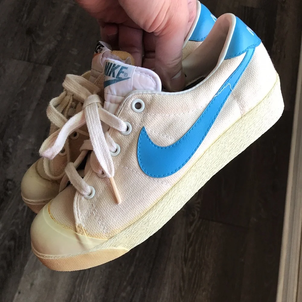 Nike canvas vintage those