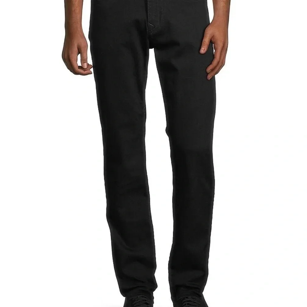 True Religion accented logo