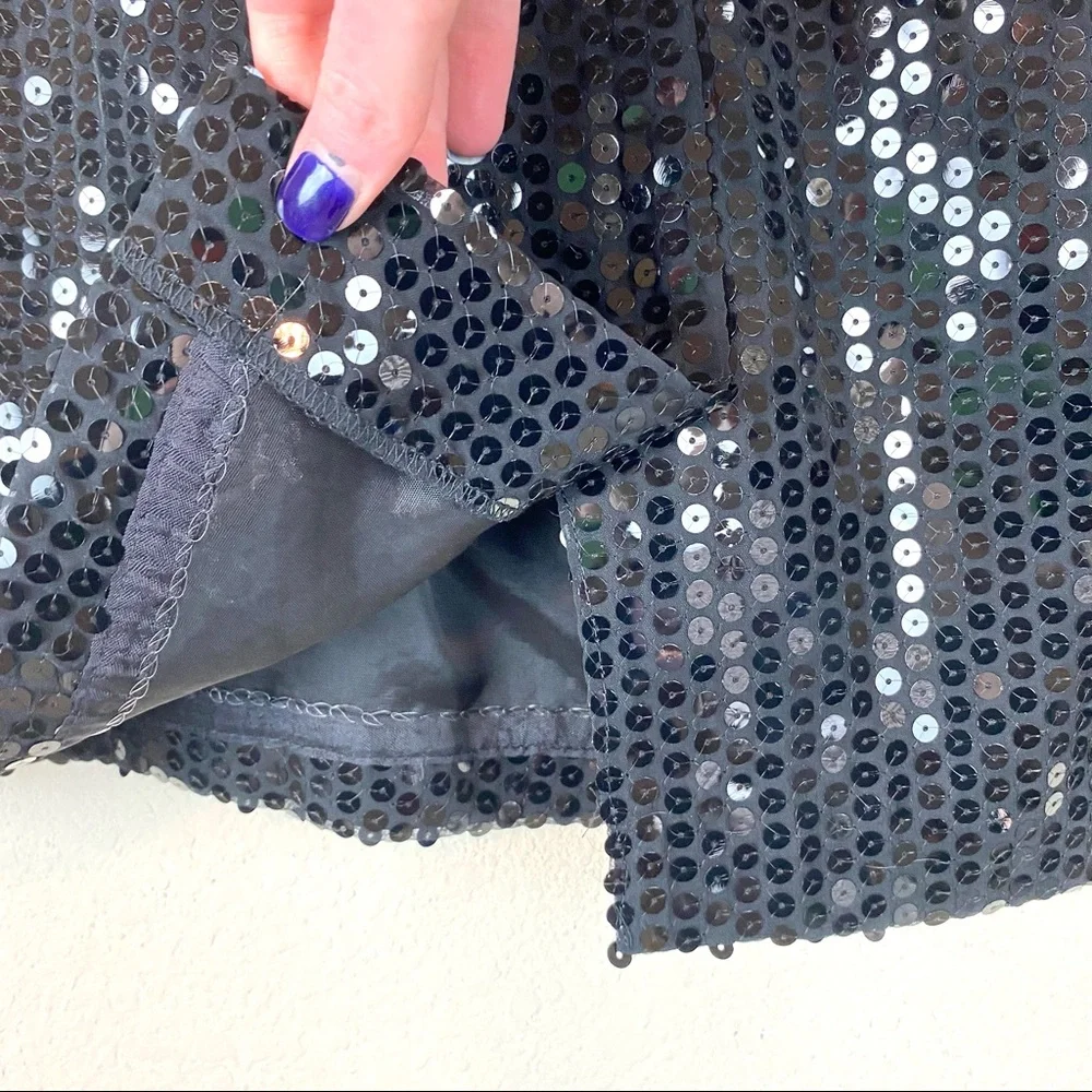 Harris Wallace black sequin