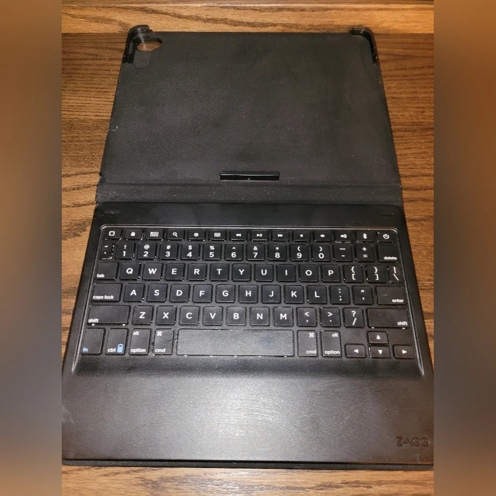 zagg keyboard messenger