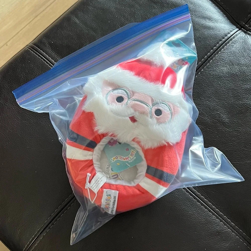 Squishmallows nwt santa