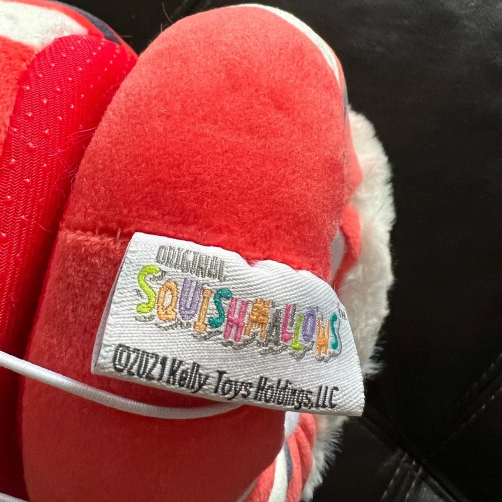 Squishmallows nwt santa