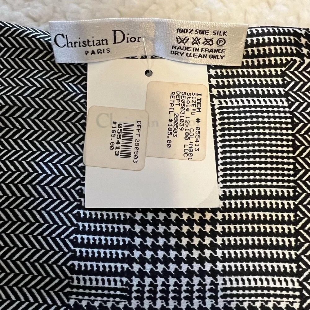 Dior white train scarf