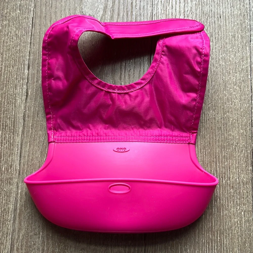 OXO Rollup Bib