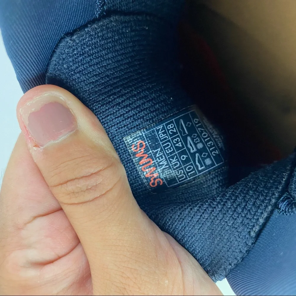 Swims height excellent sole