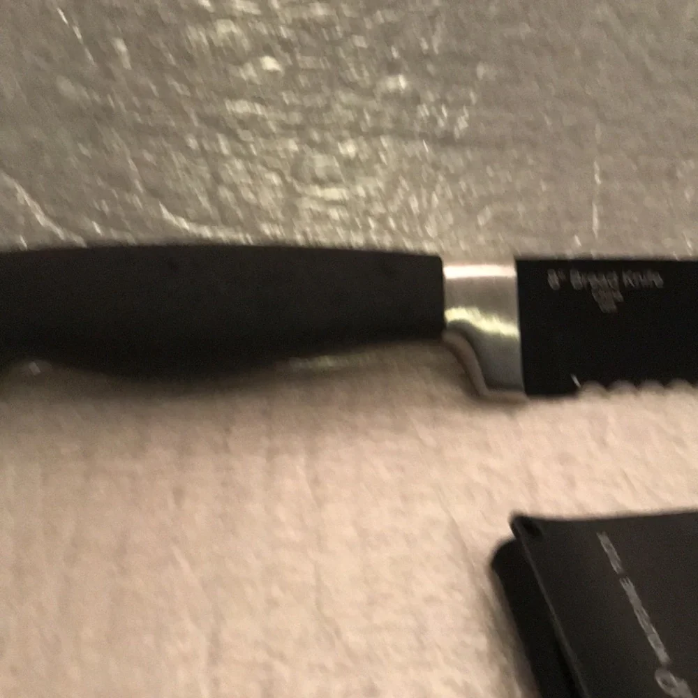 wolfgang puck 8” bread