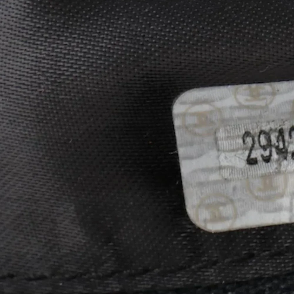 RARE Chanel Vintage Caviar CC Camera Bag