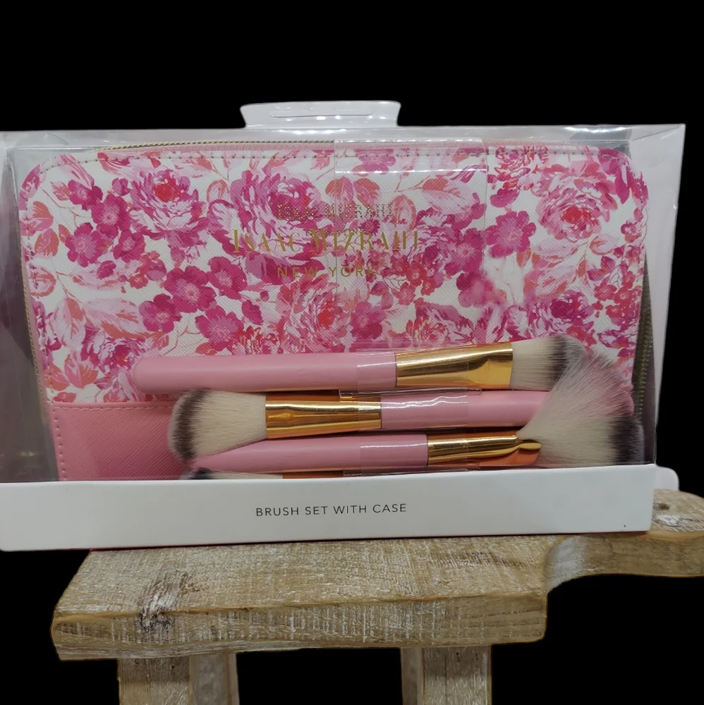 Isaac Mizrahi Make Up Brush Set w/ Case NWOT