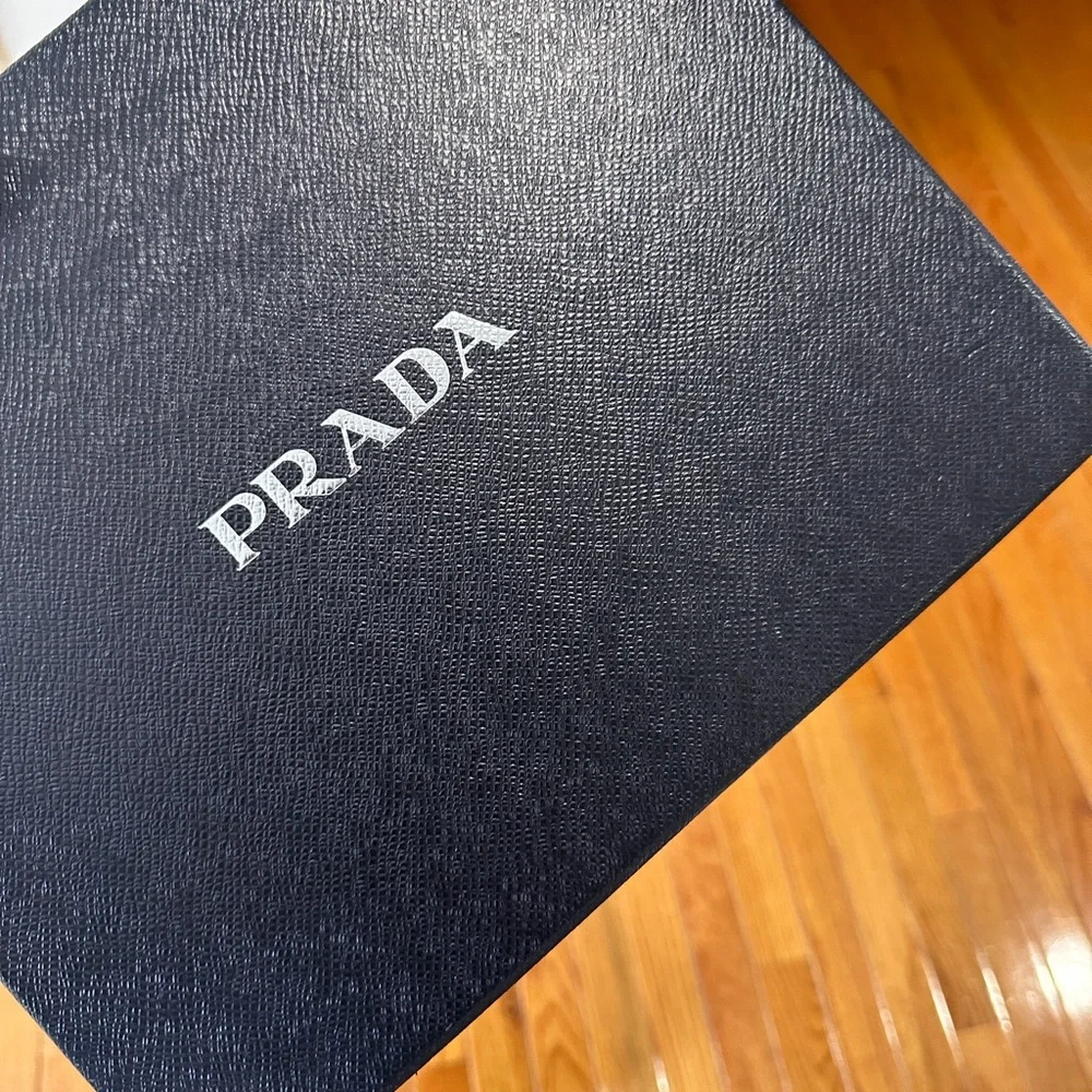 Prada still mint