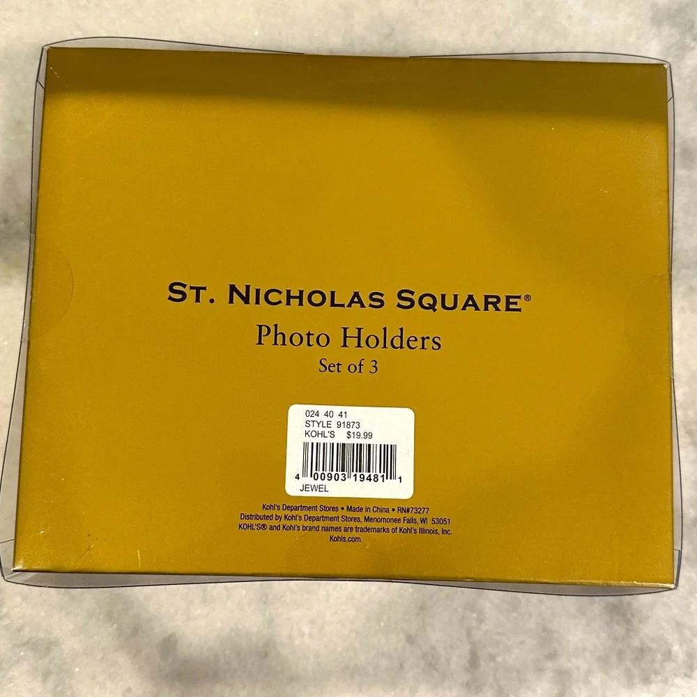 NIB St. Nicholas Square Photo Holders