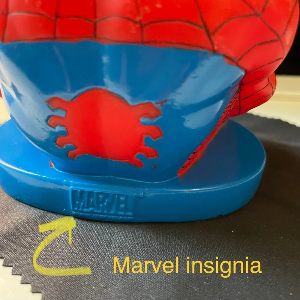 Marvel spiderman hand