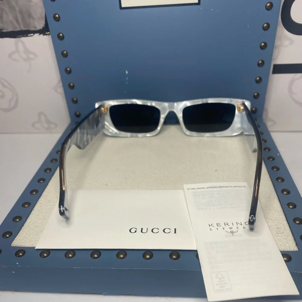 Gucci acetate rectangular