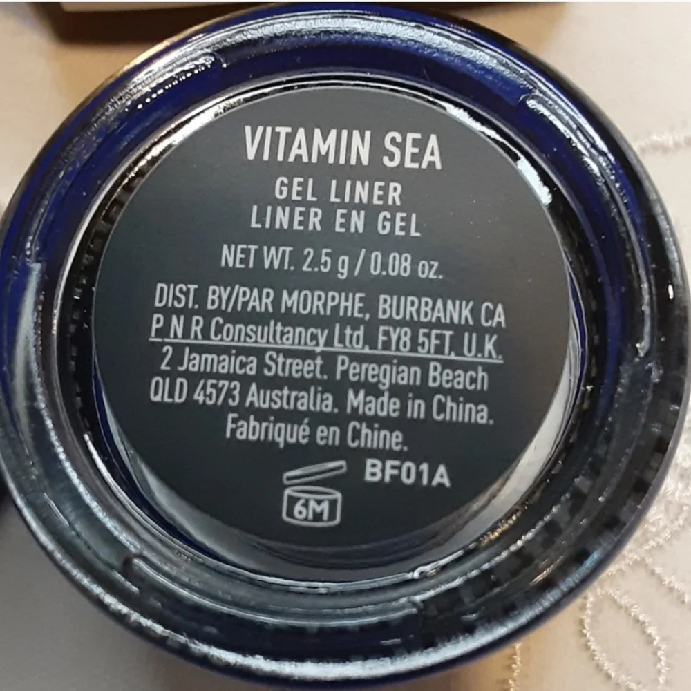 Morphe color blue