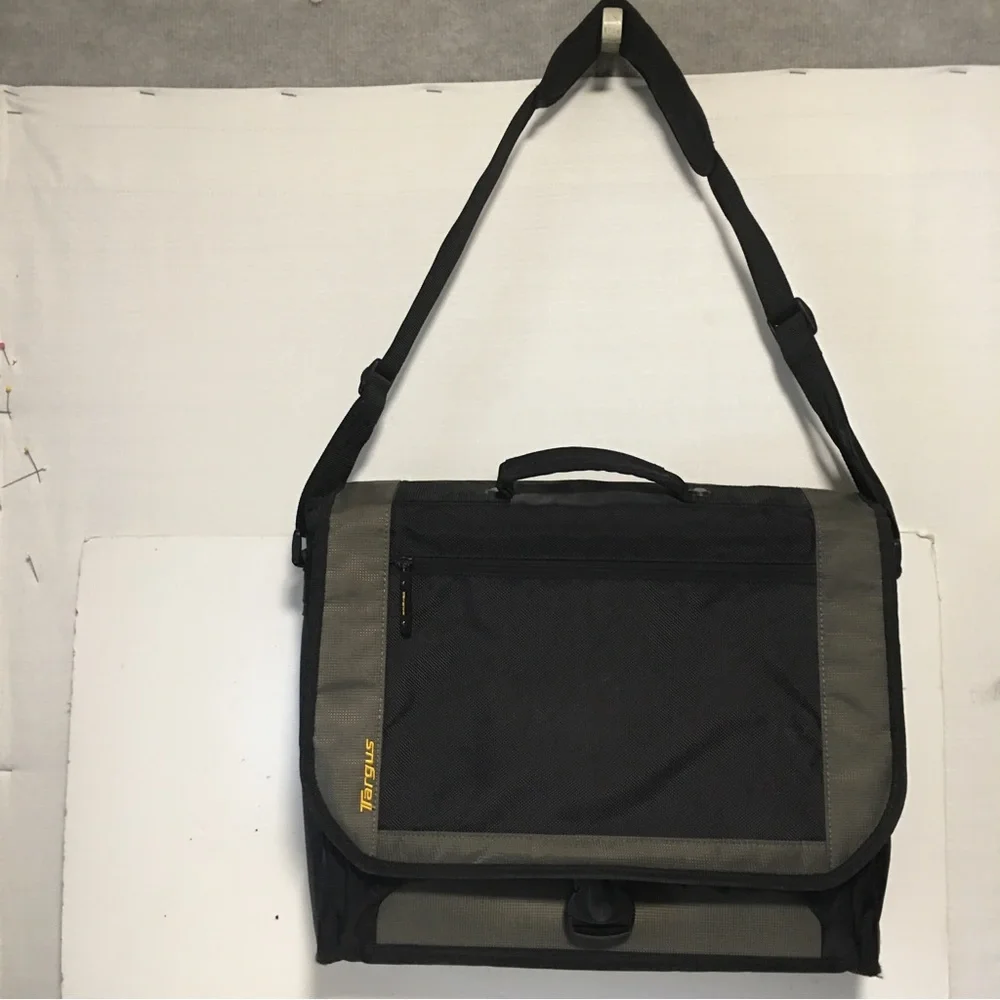 Targus padded laptop