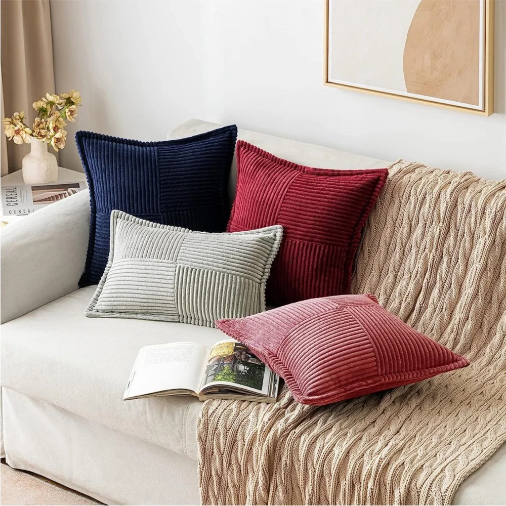 West Elm 🌸beautiful pillowcase