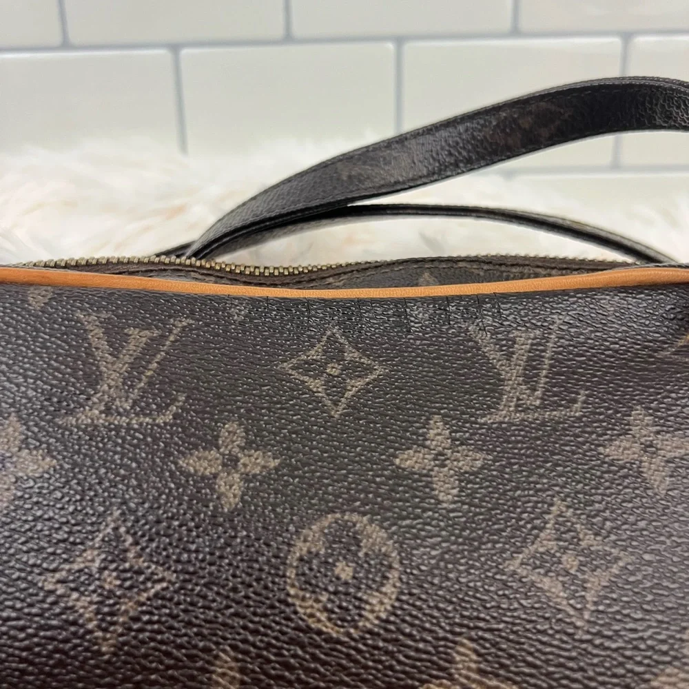Louis Vuitton preloved louis