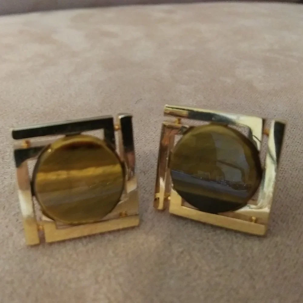 N/A vintage item