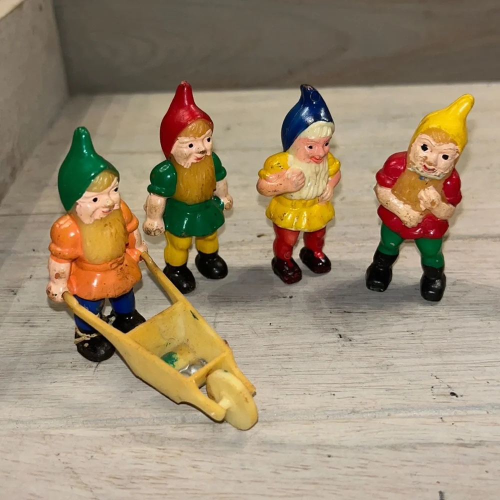 1950s dwarf cake toppers