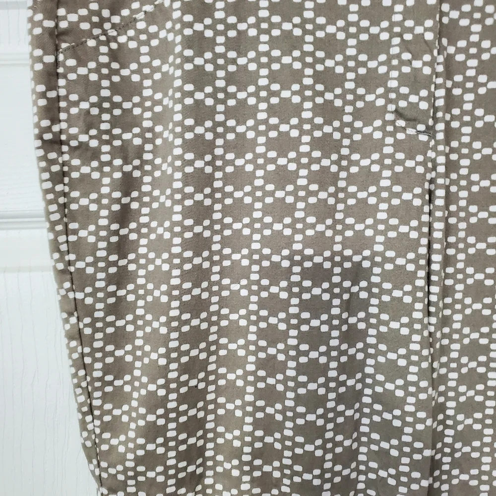 New Directions Geometric Ankle Pants