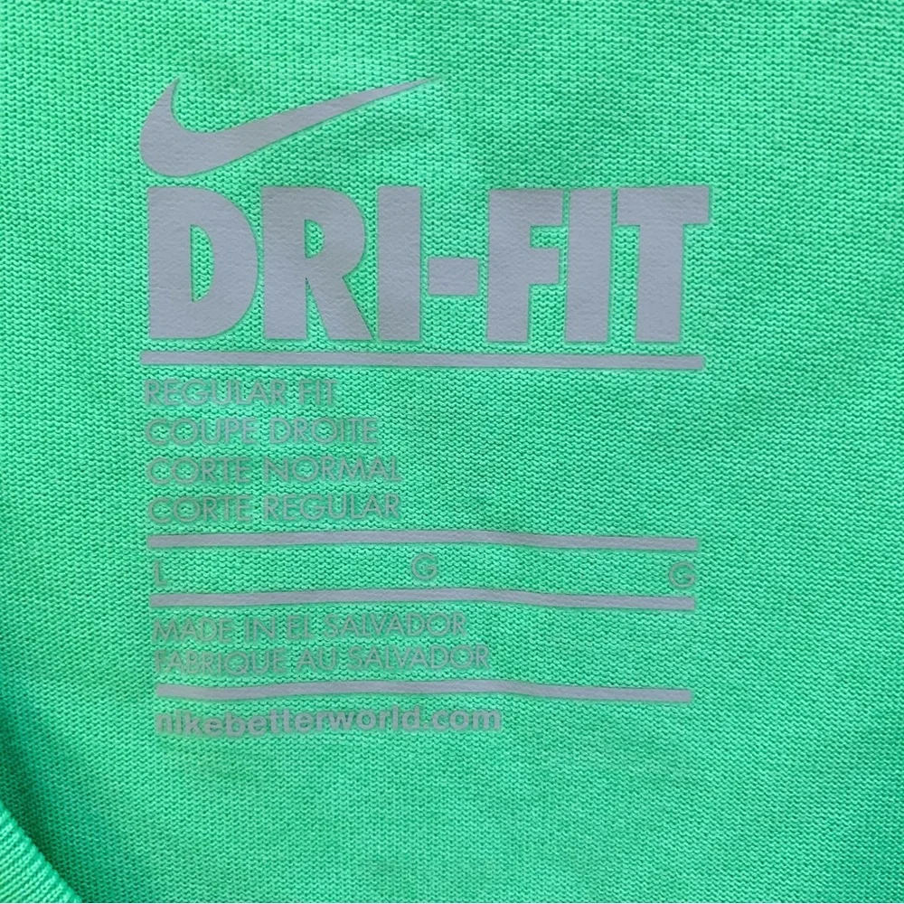 Nike Top