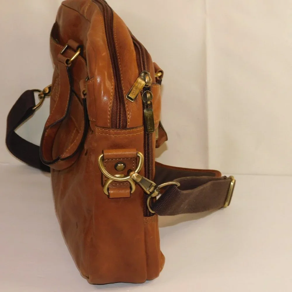 Kenneth Cole kenneth cole