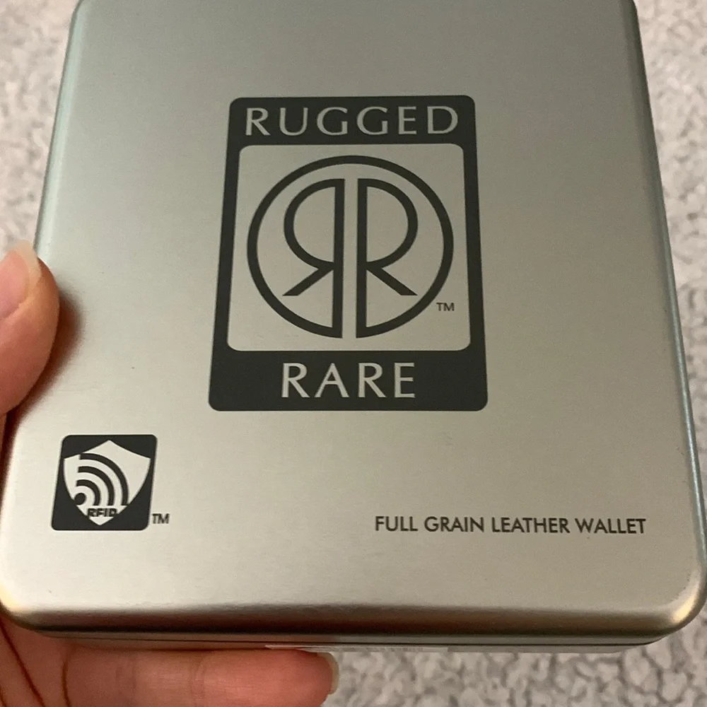 Rugged Rare nwt box