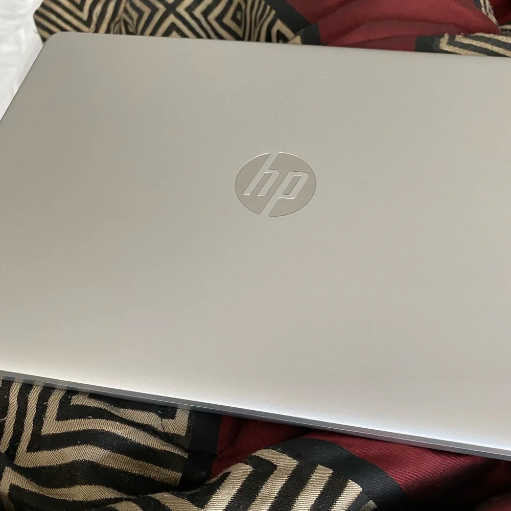 Laptop great condition!!!!! Good for online classes or work from home.