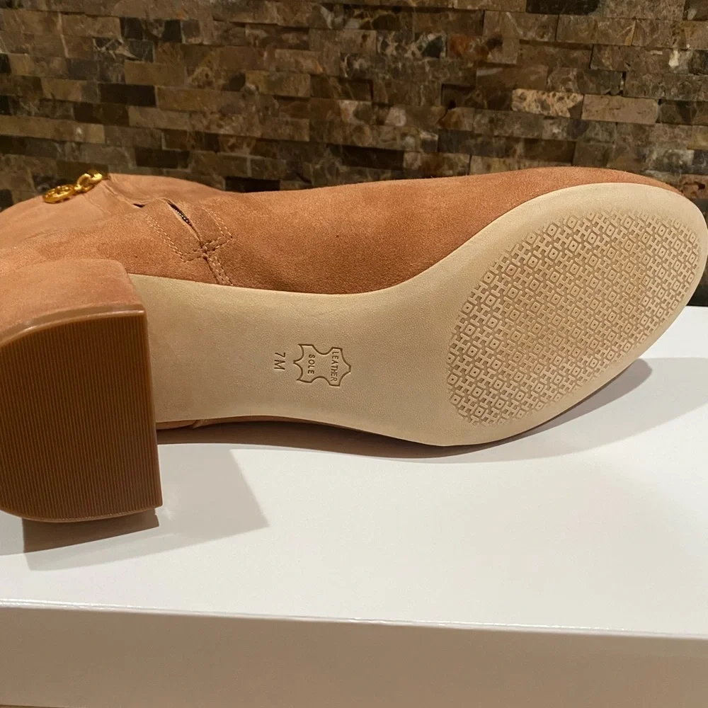 Tory Burch true size