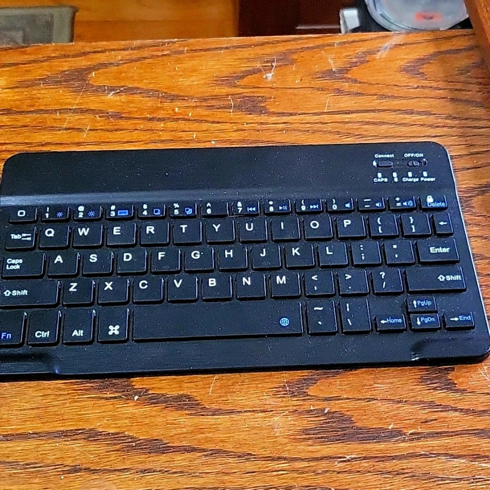Blue tooth keyboard