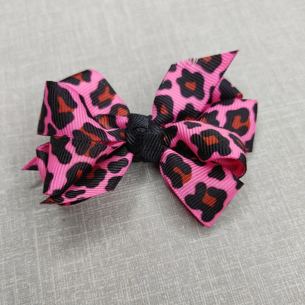 GREY TULLE MESH AND HOT PINK ANIMAL PRINT RIBBON HAIR BOWS