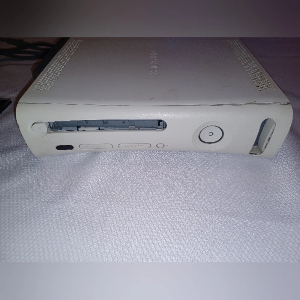 Microsoft includes controller