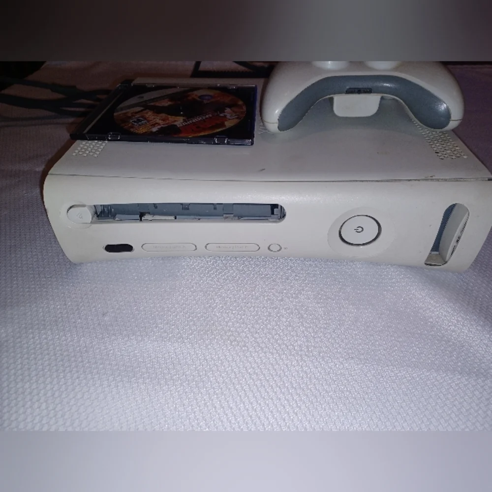 Microsoft includes controller