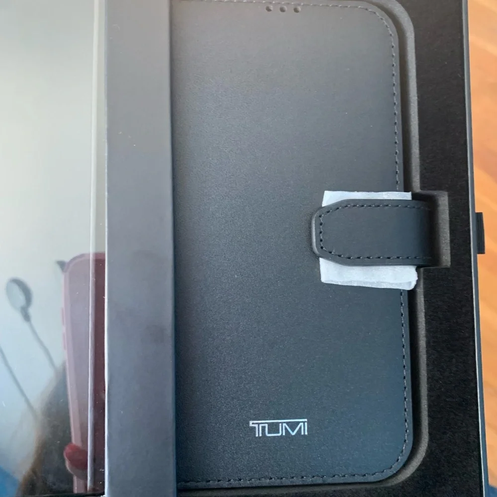 Tumi brand new