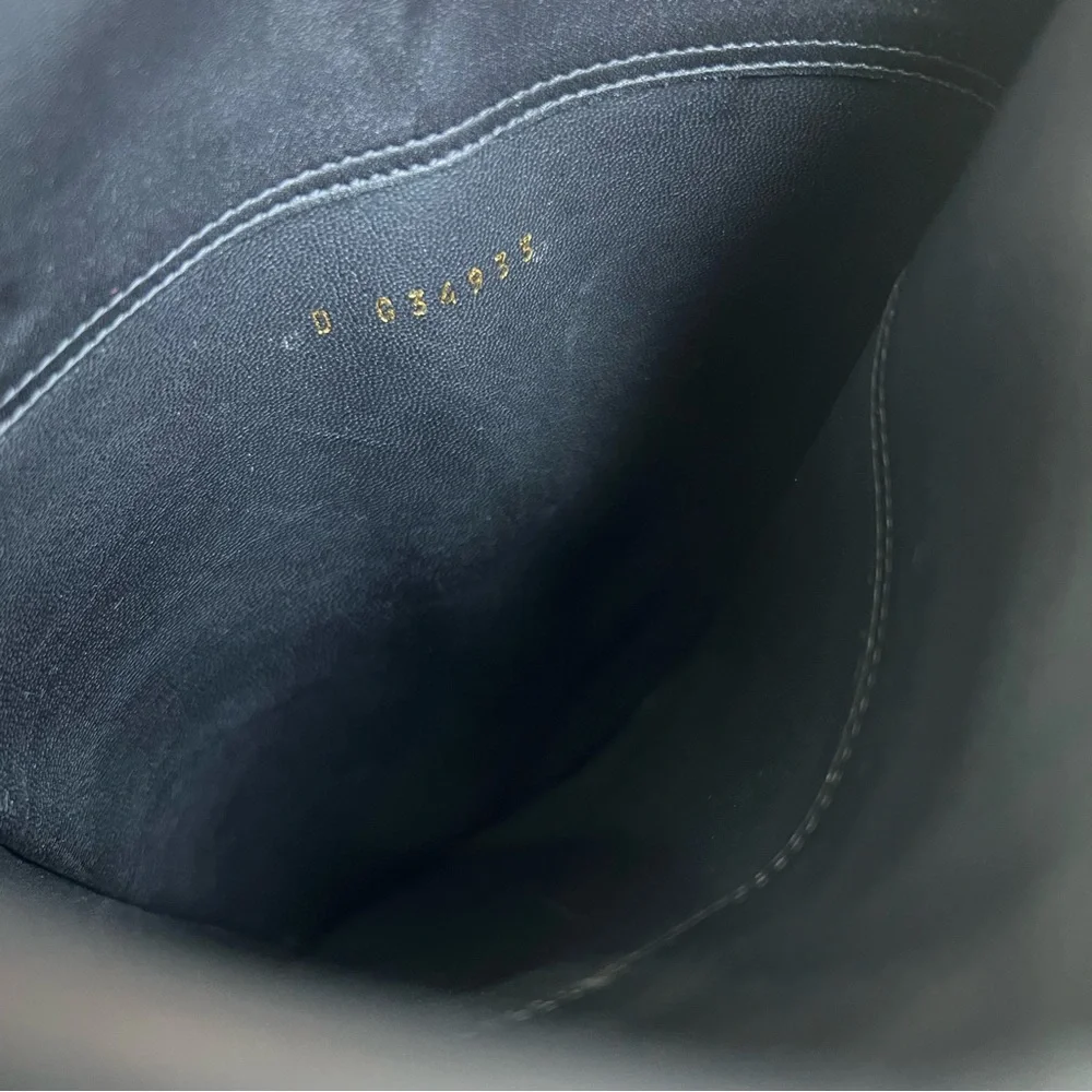 CHANEL calfskin knee
