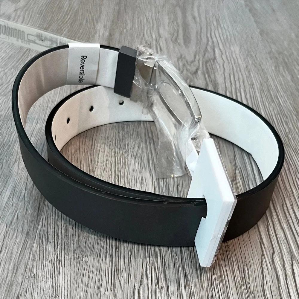 Calvin Klein note brand