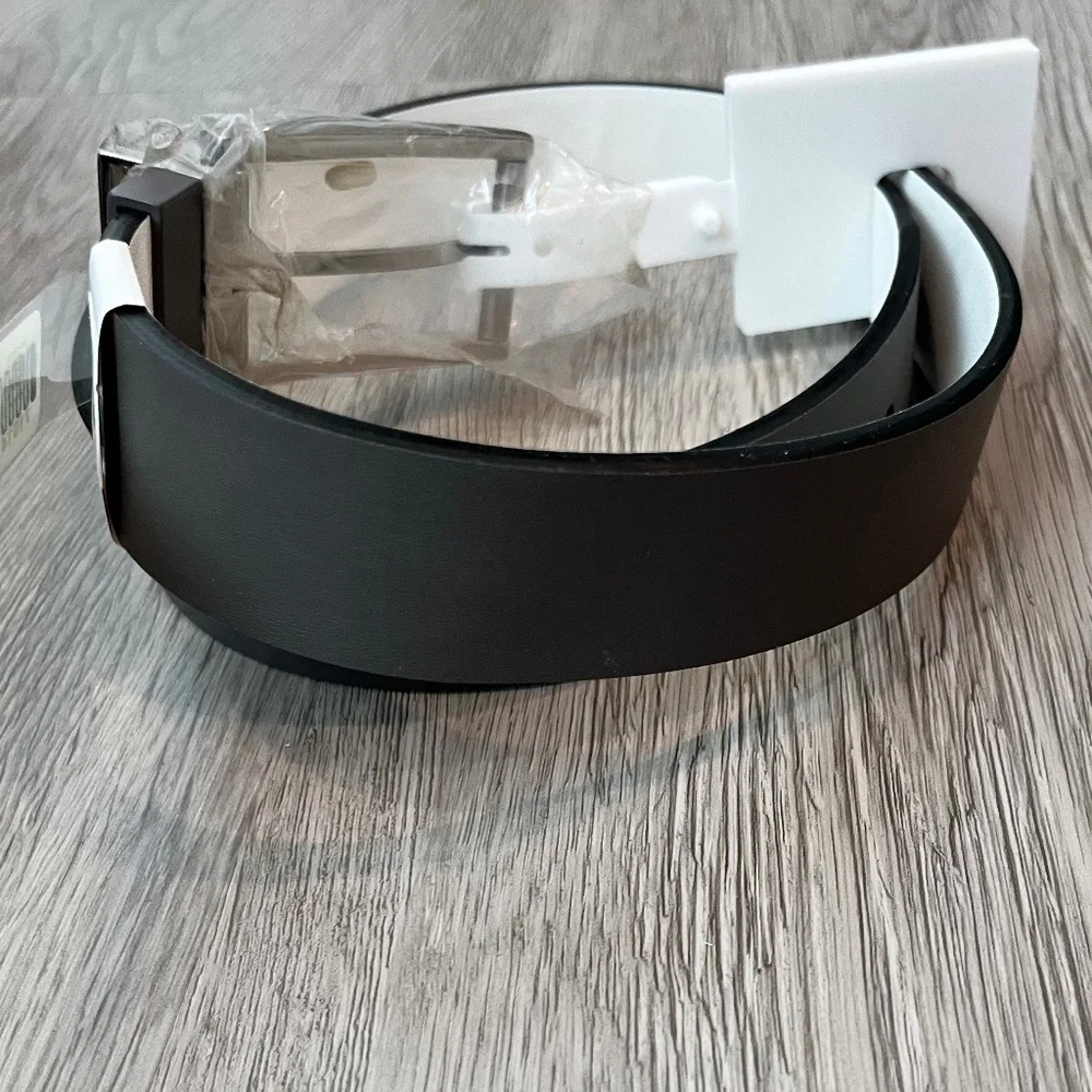Calvin Klein note brand