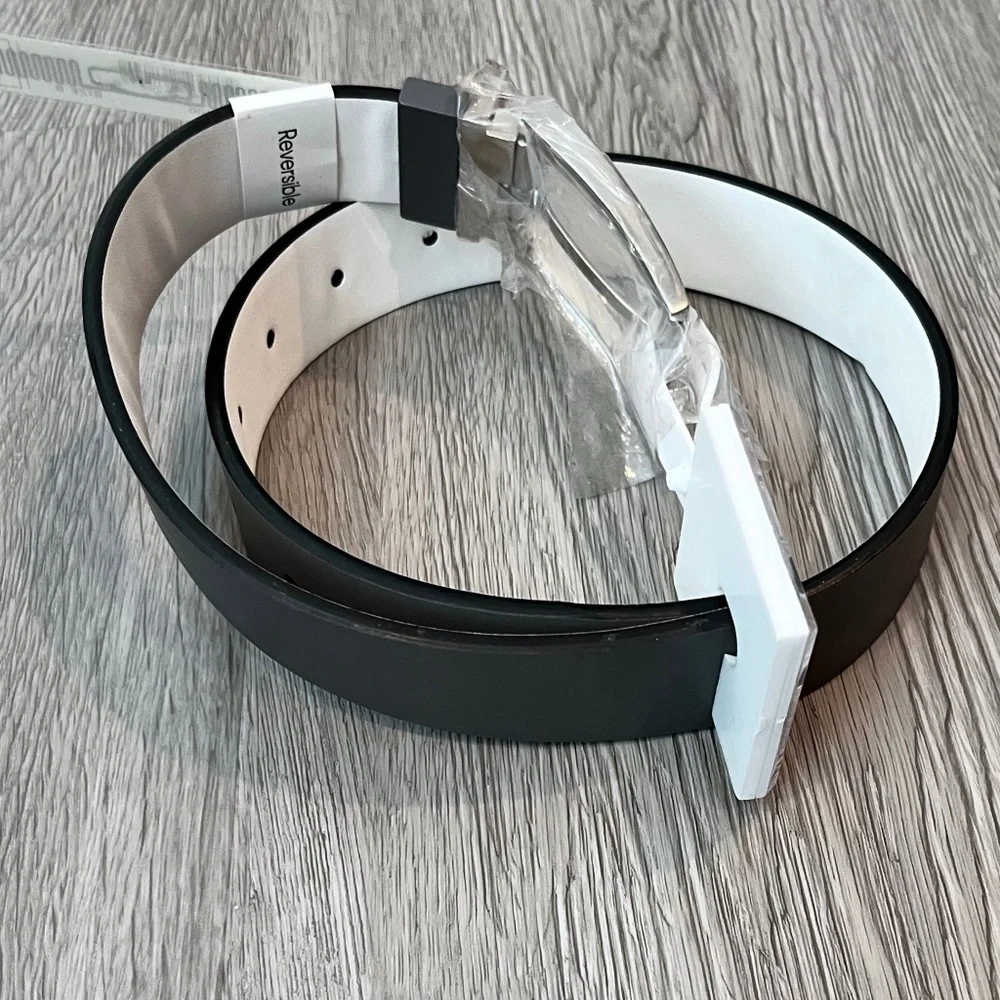 Calvin Klein note brand