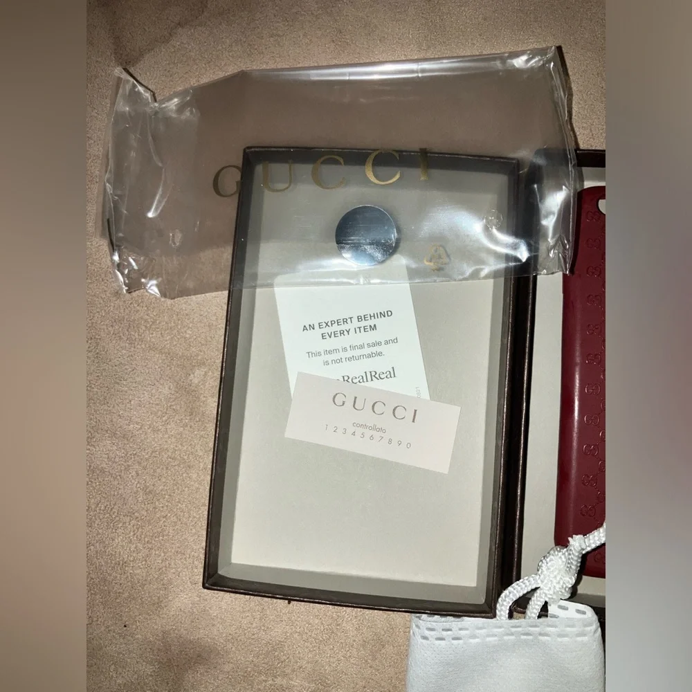 gucci iphone