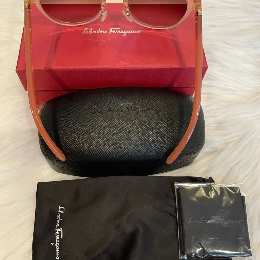 Salvatore Ferragamo Round Sunglasses