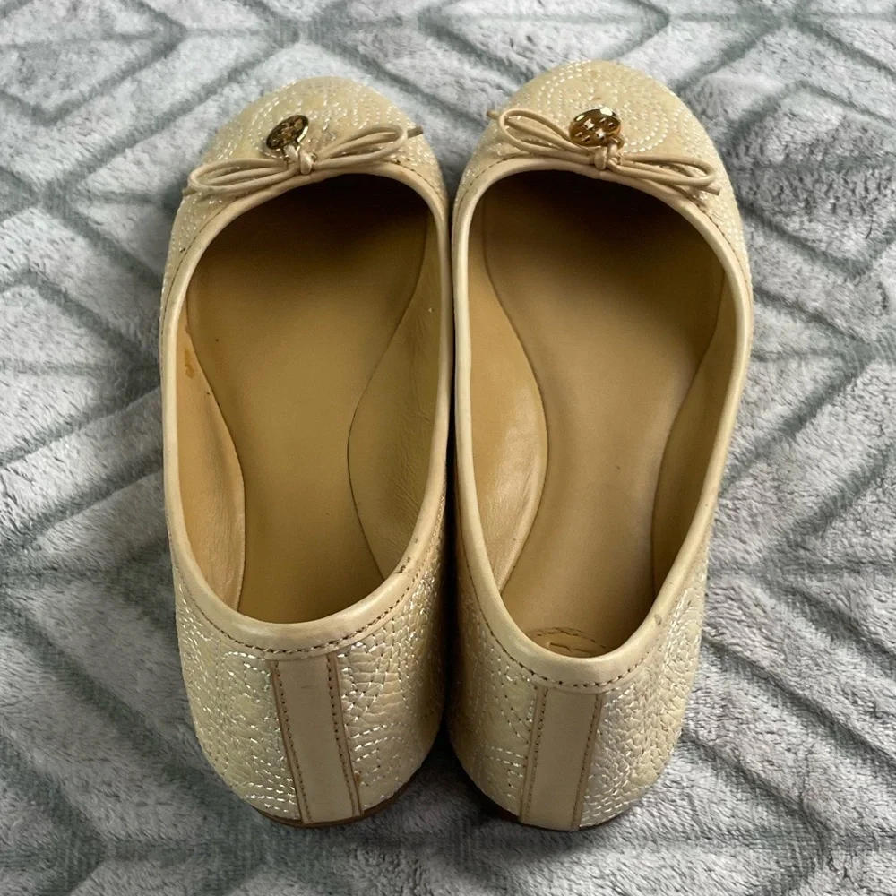 Tory Burch leather ballet flats with embroidered logo size 7.5