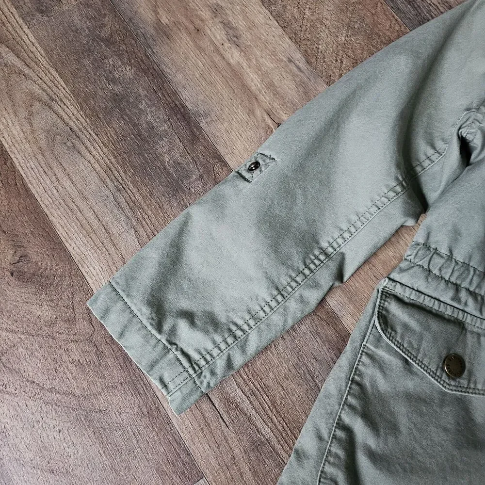 GAP canvas olive