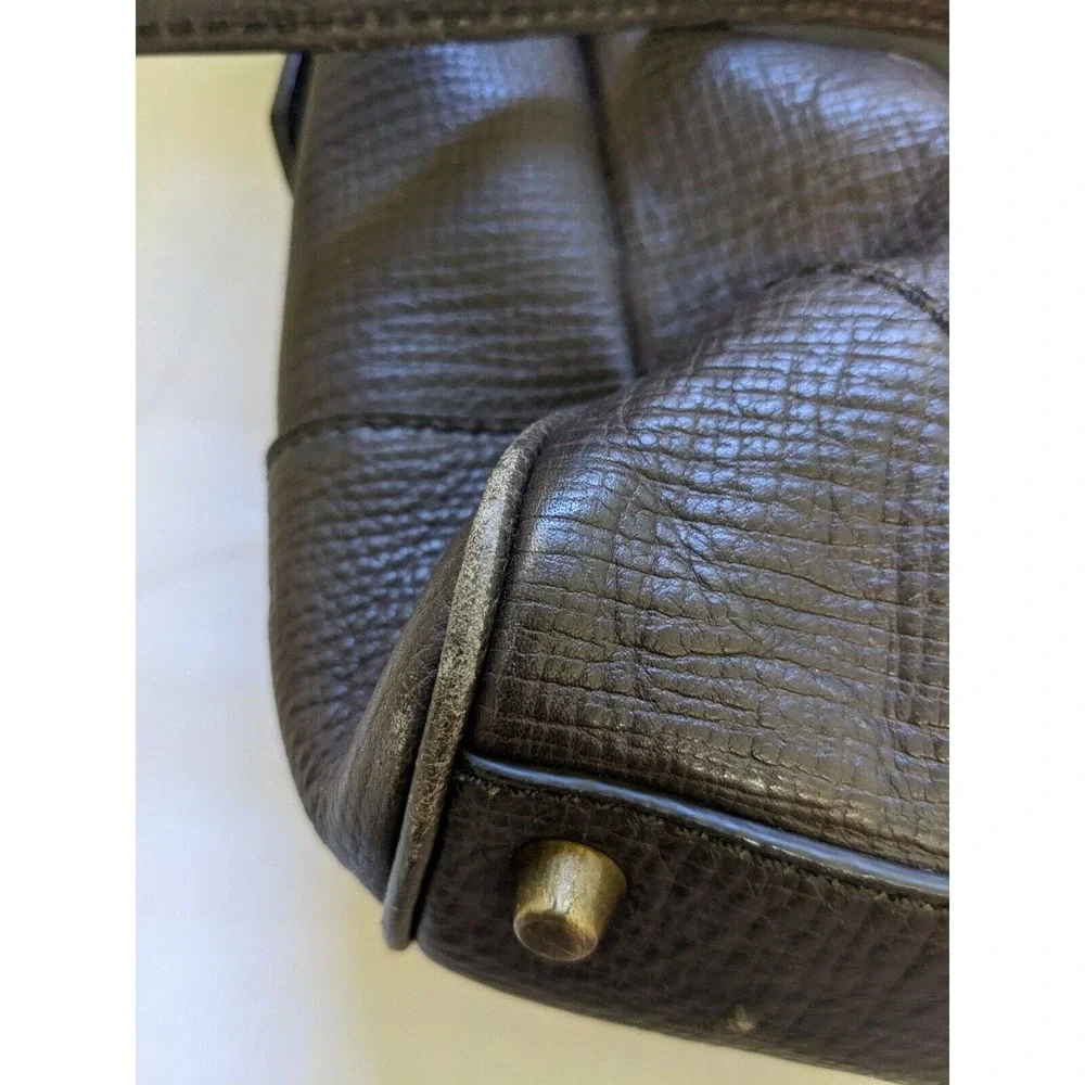 Coach bag shows