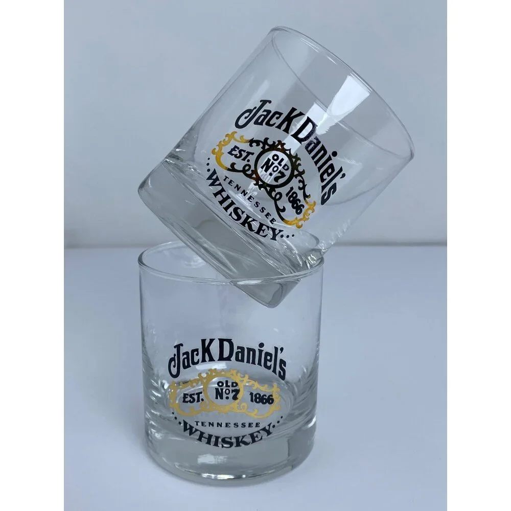 Jack Daniels savor whiskey
